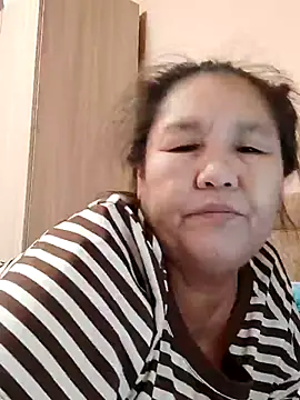 Snapshot of Zulfiya_Bruce chatting on October 23, 2025, 9:30 am Zulfiya Bruce online show from October 23, 2025, 9:30 am