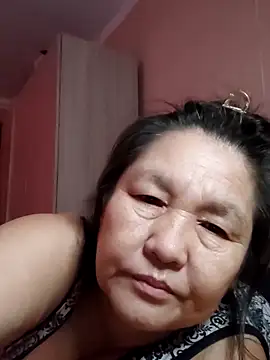 Snapshot of Zulfiya_Bruce chatting on November 11, 2025, 5:29 am Zulfiya Bruce online show from November 11, 2025, 5:29 am