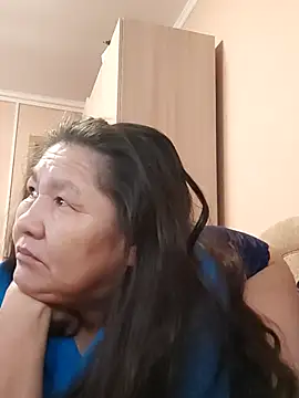 Snapshot of Zulfiya_Bruce chatting on November 25, 2025, 11:43 am Zulfiya Bruce online show from November 25, 2025, 11:43 am