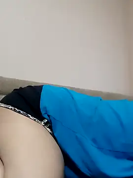 Snapshot of Zulfiya_Bruce chatting on November 30, 2025, 5:39 pm Zulfiya Bruce online show from November 30, 2025, 5:39 pm