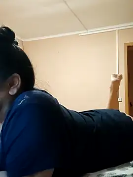 Snapshot of Zulfiya_Bruce chatting on February 14, 2026, 8:38 pm Zulfiya Bruce online show from February 14, 2026, 8:38 pm