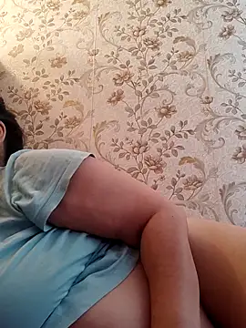 Snapshot of Zulfiya_Bruce chatting on February 20, 2026, 6:26 am Zulfiya Bruce online show from February 20, 2026, 6:26 am