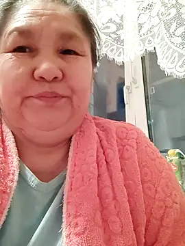 Snapshot of Zulfiya_Bruce chatting on February 21, 2026, 3:24 pm Zulfiya Bruce online show from February 21, 2026, 3:24 pm