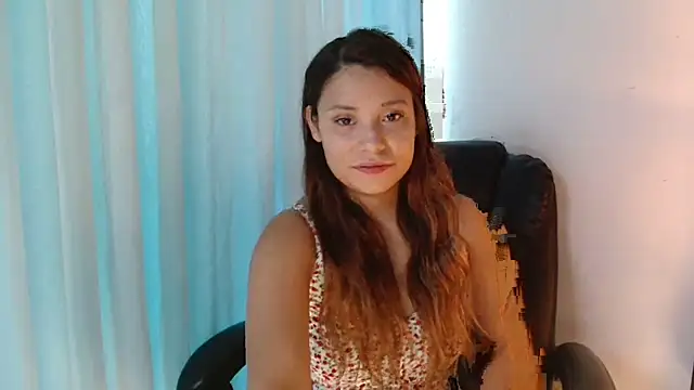 Snapshot of 3littleschoolteens chatting on June 13, 2026, 9:46 pm 3littleschoolteens online show from June 13, 2026, 9:46 pm
