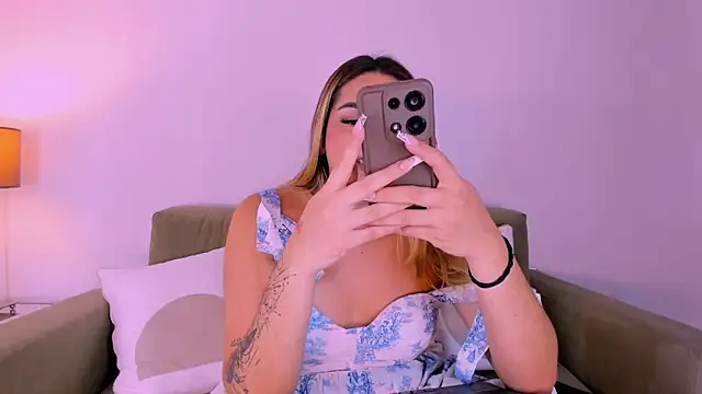 Snapshot of ISABELLASSMITH chatting on March 11, 2025, 9:59 pm ISABELLASSMITH online show from March 11, 2025, 9:59 pm