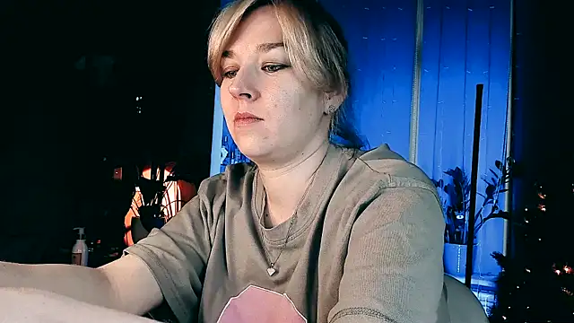 Snapshot of 5_in_one chatting on January 11, 2025, 8:00 am 5 in one online show from January 11, 2025, 8:00 am