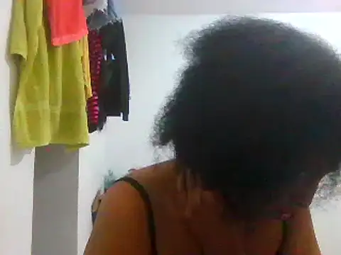 Snapshot of Aishamara chatting on February 23, 2025, 7:11 am Aishamara online show from February 23, 2025, 7:11 am