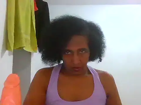 Snapshot of Aishamara chatting on February 26, 2025, 4:36 am Aishamara online show from February 26, 2025, 4:36 am