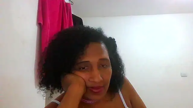 Snapshot of Aishamara chatting on March 3, 2025, 9:37 pm Aishamara online show from March 3, 2025, 9:37 pm