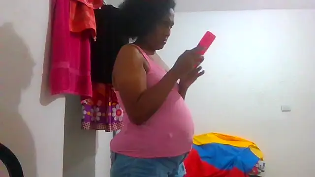 Snapshot of Aishamara chatting on October 5, 2025, 6:12 am Aishamara online show from October 5, 2025, 6:12 am