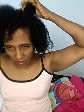 Snapshot of Aishamara chatting on November 30, 2025, 5:44 am Aishamara online show from November 30, 2025, 5:44 am