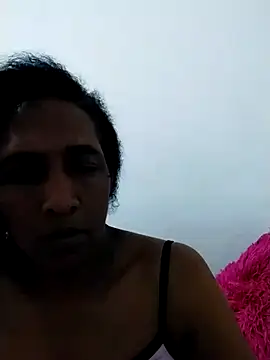 Snapshot of Aishamara chatting on December 22, 2025, 12:57 pm Aishamara online show from December 22, 2025, 12:57 pm