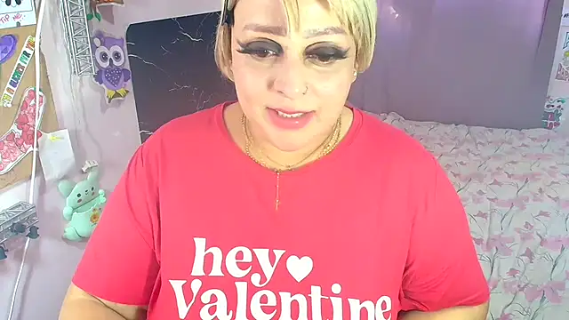 Snapshot of Queen_Anne chatting on December 25, 2024, 8:50 pm Queen Anne online show from December 25, 2024, 8:50 pm