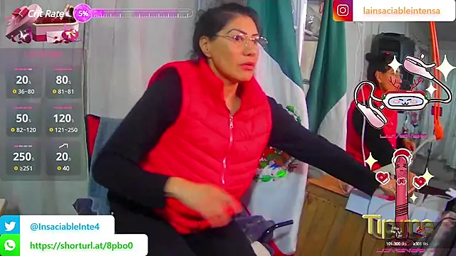 Snapshot of LaInsaciableIntensa chatting on February 24, 2025, 12:30 am LaInsaciableIntensa online show from February 24, 2025, 12:30 am