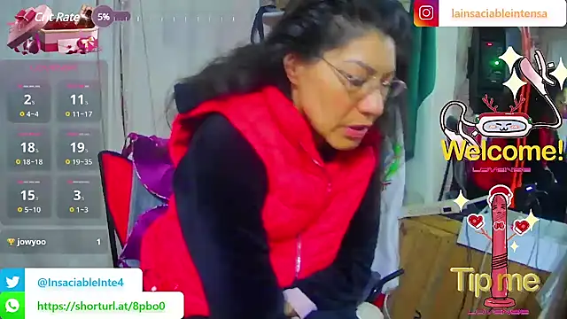 Snapshot of LaInsaciableIntensa chatting on February 27, 2025, 1:17 pm LaInsaciableIntensa online show from February 27, 2025, 1:17 pm