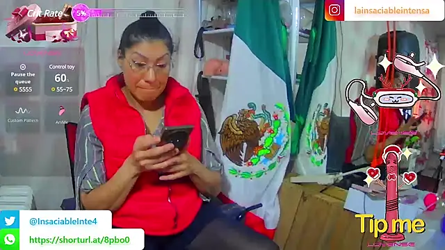 Snapshot of LaInsaciableIntensa chatting on February 27, 2025, 10:20 pm LaInsaciableIntensa online show from February 27, 2025, 10:20 pm