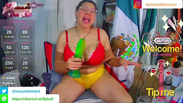 Snapshot of LaInsaciableIntensa chatting on February 28, 2025, 1:26 am LaInsaciableIntensa online show from February 28, 2025, 1:26 am