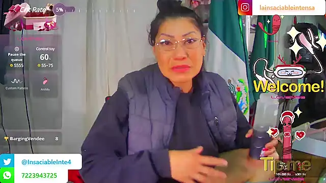 Snapshot of LaInsaciableIntensa chatting on March 2, 2025, 1:27 pm LaInsaciableIntensa online show from March 2, 2025, 1:27 pm