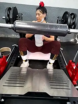 Snapshot of LaInsaciableIntensa chatting on September 20, 2025, 2:40 pm LaInsaciableIntensa online show from September 20, 2025, 2:40 pm