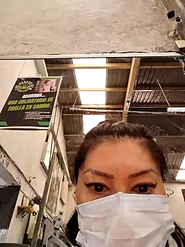 Snapshot of LaInsaciableIntensa chatting on November 28, 2025, 4:53 pm LaInsaciableIntensa online show from November 28, 2025, 4:53 pm