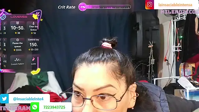 LaInsaciableIntensa online show from April 24, 2026, 12:02 am