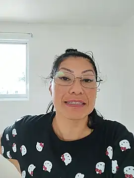 Snapshot of LaInsaciableIntensa chatting on July 20, 2026, 6:54 pm LaInsaciableIntensa online show from July 20, 2026, 6:54 pm
