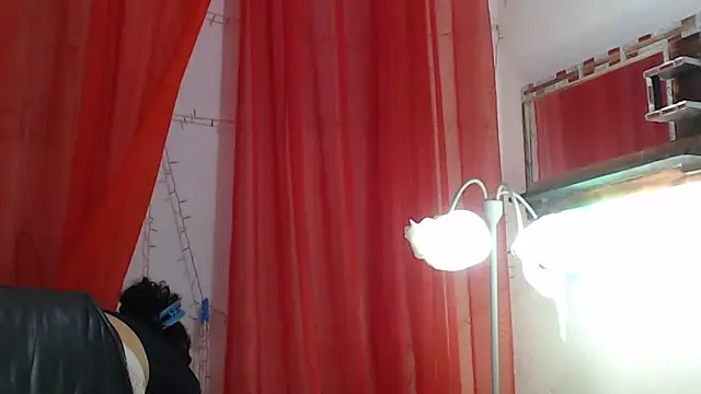 heyline milf online show from May 1, 2026, 1:32 am