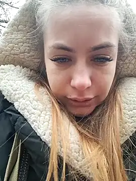 Snapshot of Keli_Jessi chatting on December 29, 2024, 1:17 pm Keli Jessi online show from December 29, 2024, 1:17 pm