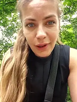 Snapshot of Keli_Jessi chatting on May 23, 2026, 1:48 pm Keli Jessi online show from May 23, 2026, 1:48 pm