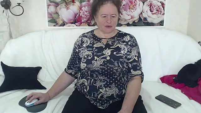 FlaviaSquirts online show from September 13, 2025, 6:57 am