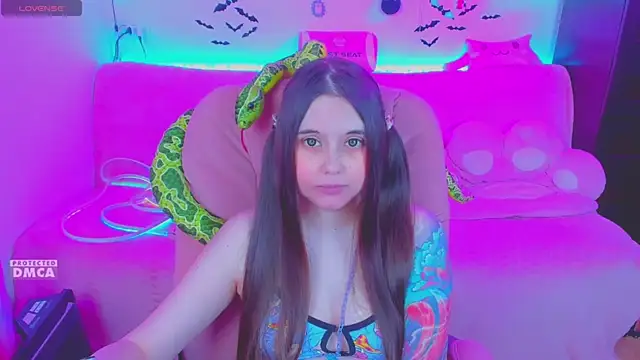 Lolisuccub online show from May 27, 2026, 5:10 pm
