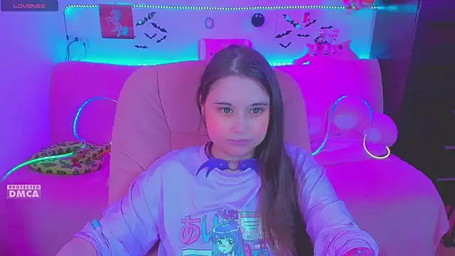 Lolisuccub online show from June 22, 2026, 3:31 pm
