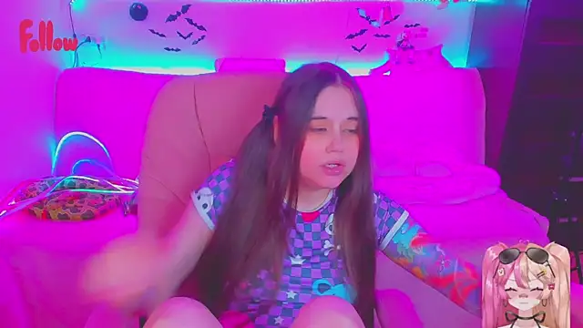 Lolisuccub online show from July 7, 2026, 4:44 pm
