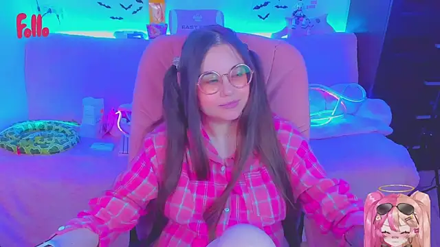 Lolisuccub online show from July 11, 2026, 5:26 pm