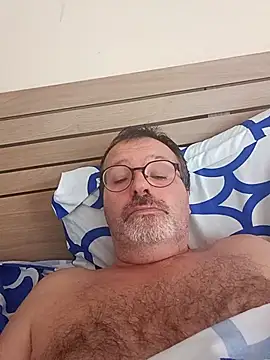 Snapshot of mike9473 chatting on September 12, 2025, 8:25 am mike9473 online show from September 12, 2025, 8:25 am