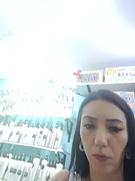 Snapshot of LunaZambrano chatting on June 25, 2026, 8:57 pm LunaZambrano online show from June 25, 2026, 8:57 pm