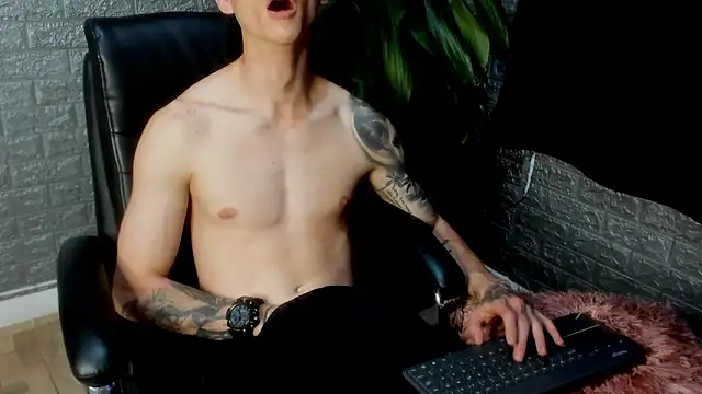 Dmtry6 online show from March 13, 2026, 11:00 pm