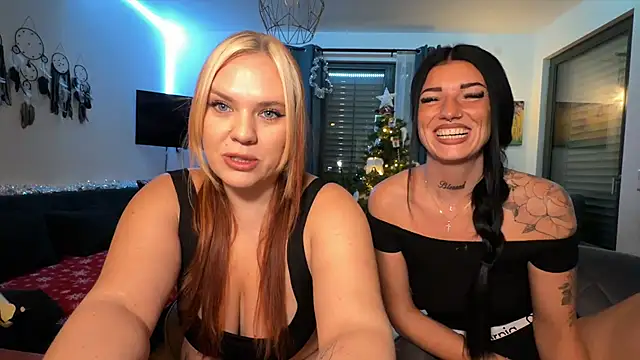 AnjaAmelia online show from December 20, 2025, 7:54 pm