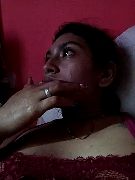 Snapshot of annie-19 chatting on February 1, 2025, 3:30 am annie-19 online show from February 1, 2025, 3:30 am