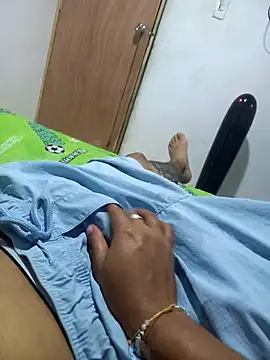 Snapshot of annie-19 chatting on November 27, 2025, 5:20 am annie-19 online show from November 27, 2025, 5:20 am