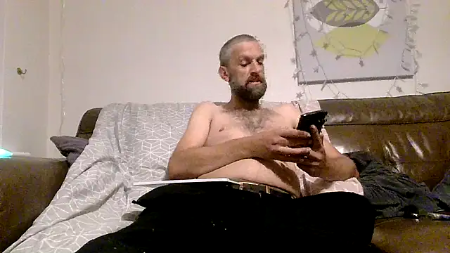 Matts1988 online show from October 2, 2025, 11:45 pm