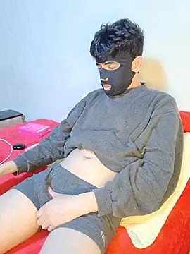 arabqueen online show from May 5, 2026, 8:17 pm