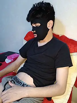 arabqueen online show from May 11, 2026, 8:06 pm