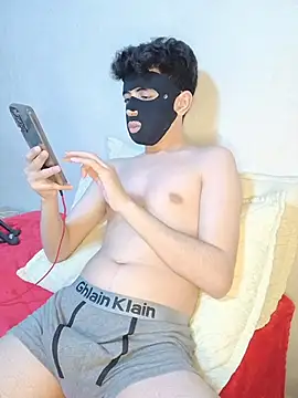 arabqueen online show from May 29, 2026, 9:24 pm