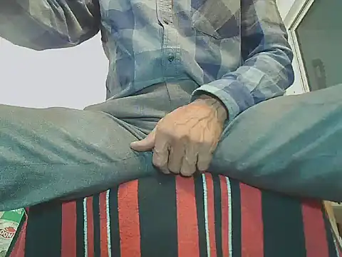 Snapshot of manan28 chatting on November 18, 2025, 4:50 am manan28 online show from November 18, 2025, 4:50 am