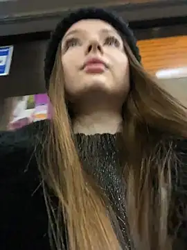 Snapshot of KrisMagnoly chatting on January 12, 2025, 6:49 pm KrisMagnoly online show from January 12, 2025, 6:49 pm