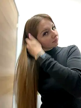 Snapshot of KrisMagnoly chatting on October 16, 2025, 6:09 pm KrisMagnoly online show from October 16, 2025, 6:09 pm