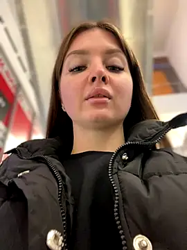 Snapshot of KrisMagnoly chatting on October 29, 2025, 2:30 pm KrisMagnoly online show from October 29, 2025, 2:30 pm