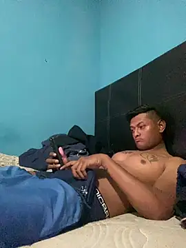 jonaspas02 online show from February 25, 2026, 7:40 am