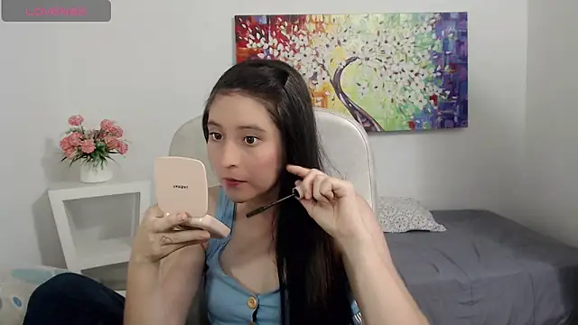 tania sweet   online show from May 11, 2026, 6:38 pm